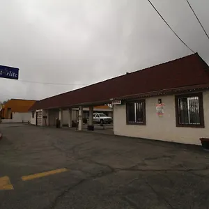 https://starlite-motel.palm-springs-ca-hotels.com